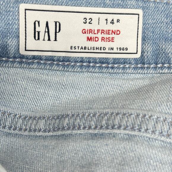 Gap Women's Jeans Girlfriend SZ 14 / 32 Mid Rise Raw Hem Plus Blue - Picture 4 of 13